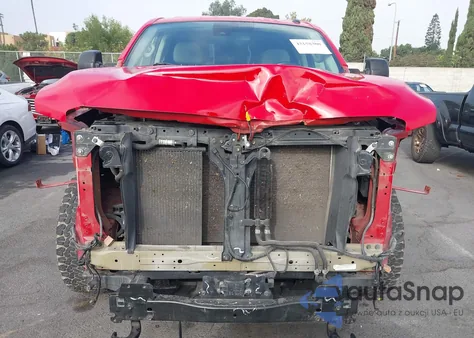 2021 Nissan Titan Xd Sv 4X4 z USA, uszkodzony, nr VIN 1N6AA1FA6MN507613